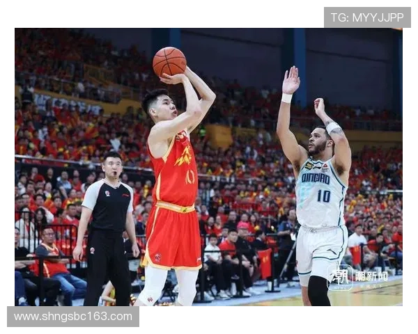 浙江方兴渡对阵青岛国信制药 布朗精彩集锦助力球队晋级CBA季后赛